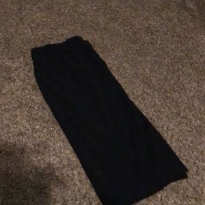 A pea in the pod pencil black skirt maternity